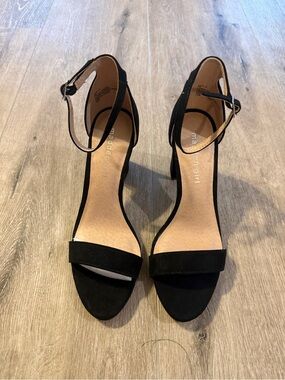 Madden Girl Black Open-Toe Ankle Strap Block Heels NEW